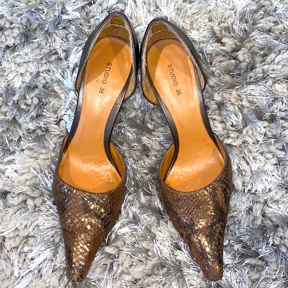 Studio 36 Heels - Picture 1 of 2